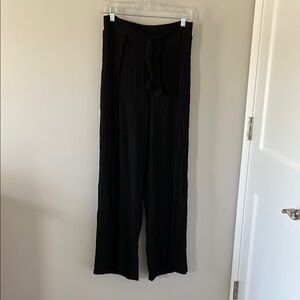 Kona Sol Black Flowy Women's Pants. Size medium